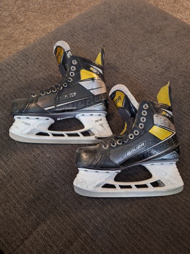 2022 Bauer Supreme S37 Hockey Skates Regular Width Size 6.5 (Used)
