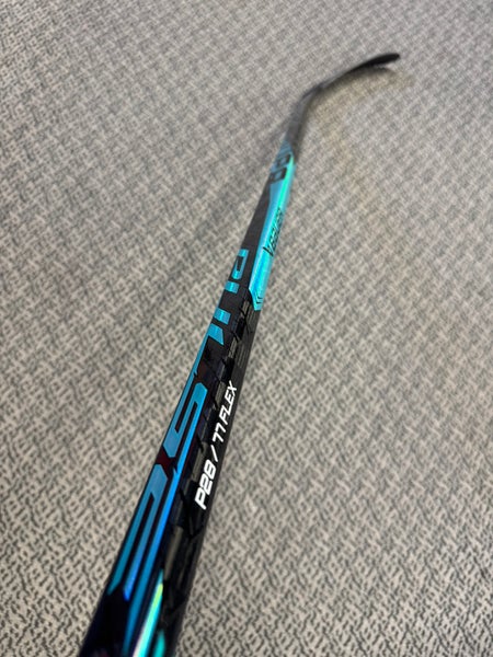 Senior Bauer PULSE Left Hand Hockey Stick P28 (New) 77 flex