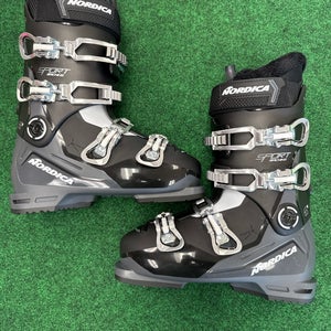 Women's Nordica SPORTMACHINE 3 65W Ski Boots (New) | Mondo 25.5 (295mm)