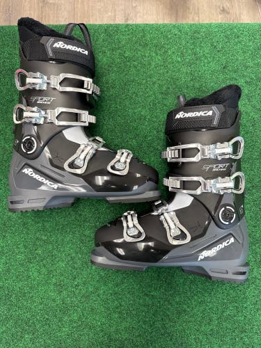 Women's Nordica SPORTMACHINE 3 65W Ski Boots (New) | Mondo 25.5 (295mm)