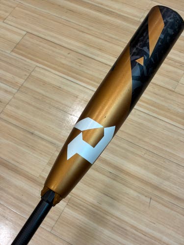 2022 DeMarini Zoa Composite Bat USSSA Certified (-10) Composite 19 oz 29" (Used)