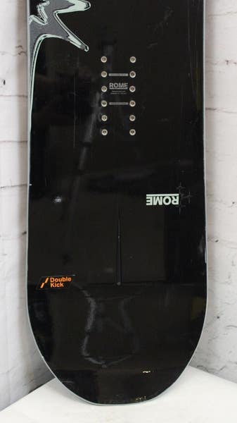 Rome Hype Pro Women's Snowboard 143 cm True Twin Fusion Camber