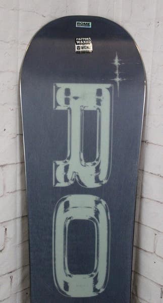 Rome Hype Pro Women's Snowboard 143 cm True Twin Fusion Camber