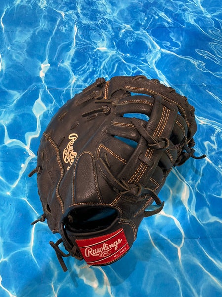 Black Rawlings Renegade RH First Base Baseball Glove 11.5" (Used)