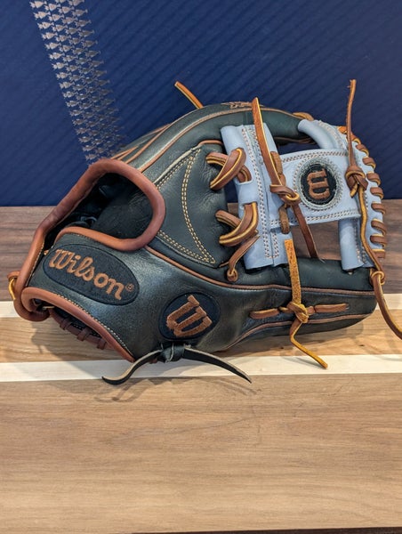 Infield RH Wilson A2k DP15 GM Baseball Glove 11.5" (Used)