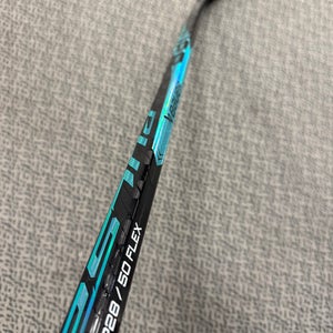 Junior Bauer PULSE Left Hand Hockey Stick P28 (New) 50 Flex