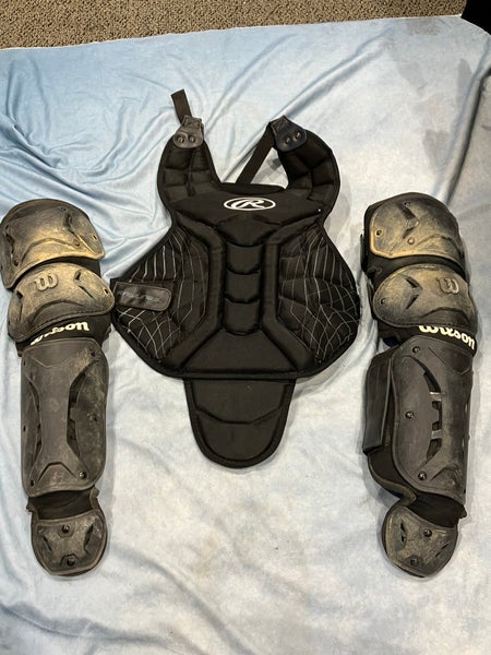 Youth Rawlings Catcher's Set (Used)