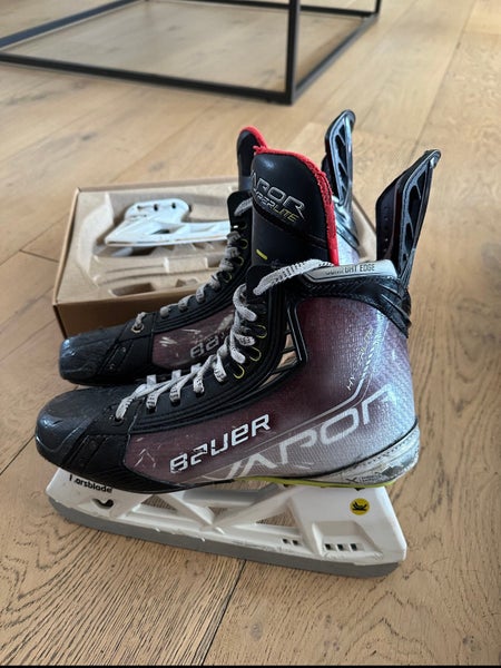 Senior Hockey Skates (8.5 Fit 1) Bauer Vapor Hyperlites