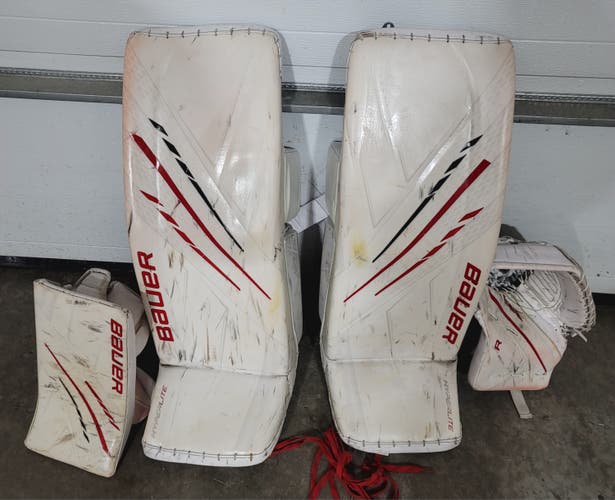 Pro Stock Bauer Hyperlite 35" Bauer skinned Hyperlite with Ultrasonic built