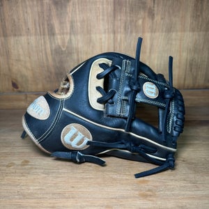 Wilson A2000 1786 11.5" Baseball Glove