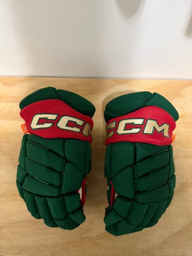 CCM HGPJSPP Gloves 14" Pro Stock (New)
