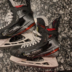 2020 Bauer Vapor 2X Pro Hockey Skates Regular Width 8 (Used)