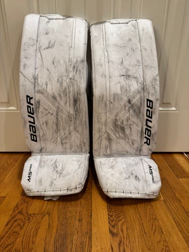 32" Bauer Supreme M5 Pro Goalie Leg Pads (Used)