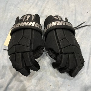 Black Warrior Burn Next Lacrosse Gloves  Yth Large (Used)