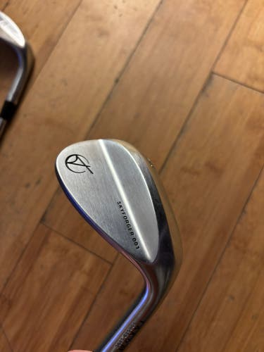 Men's Takomo Skyforger Right Handed Wedge Wedge Flex 52 Degree Steel Shaft (Used)