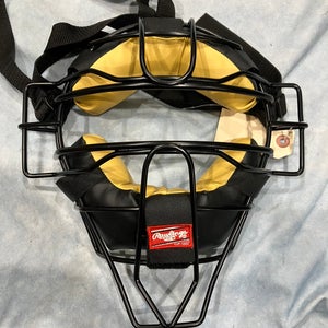 Adult Rawlings Umpire Mask