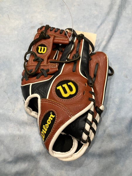 Black Wilson A500 RH Baseball Glove 11.5" (Used)