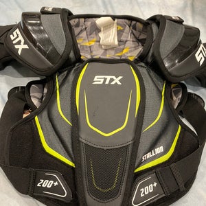 Medium Youth STX Stallion 200+ Shoulder Pads (Used)