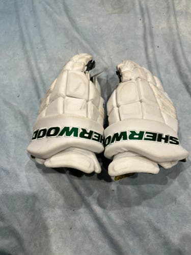 White Senior Sher-Wood Rekker Element 1 Gloves 13" (Used)