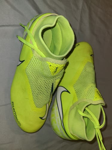 Yellow Unisex 5.5Y (Big Kids / Youth) Nike Phantom SN Ghostface Cleats (Used)
