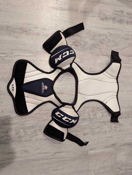 Junior Small CCM LTP Shoulder Pads GREAT CONDITION GENTLY USED for 1 Season