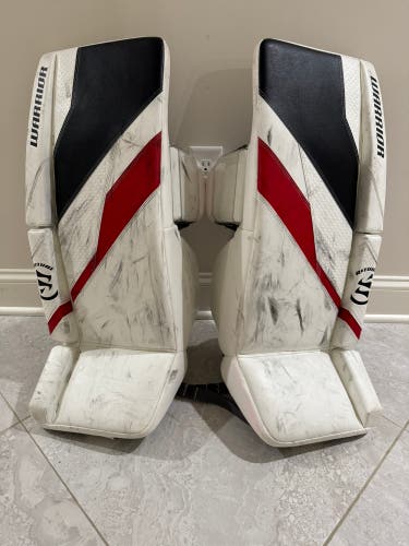 30" Warrior Ritual G7 Pro Goalie Leg Pads Pro Stock (Used)