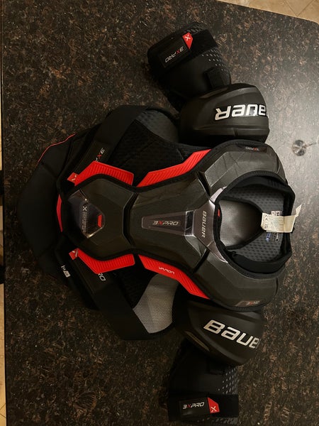 Men's Large Senior Bauer Vapor 3X Pro Shoulder Pads (New)