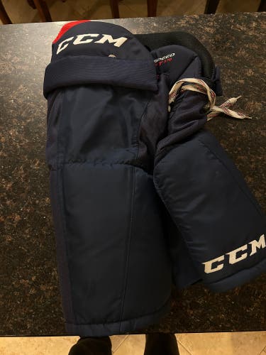 Men's Junior XL CCM JetSpeed FT370 Hockey Pants (Used)