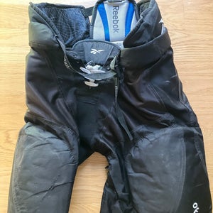Junior XL Reebok Hockey Pants (Used)