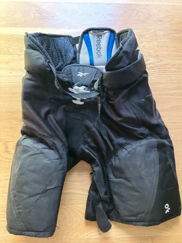 Junior XL Reebok Hockey Pants (Used)