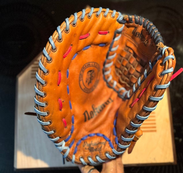 Nokona LH First Base Baseball Glove 14" (Used)