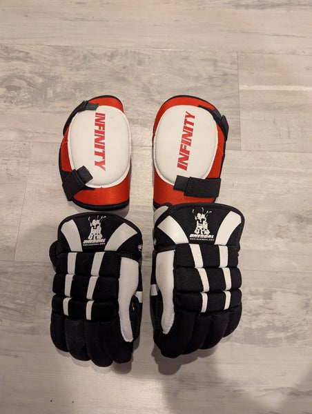 Youth Junior Small Elbow Pads and 8 Inch Gloves - Gently used great condition