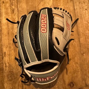 Wilson A2000 RH Infield Baseball Glove 11.5" (New)