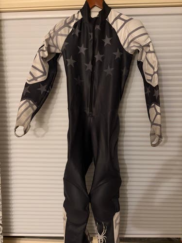 Men's Medium 2025 Spyder Ski Suit (Used)