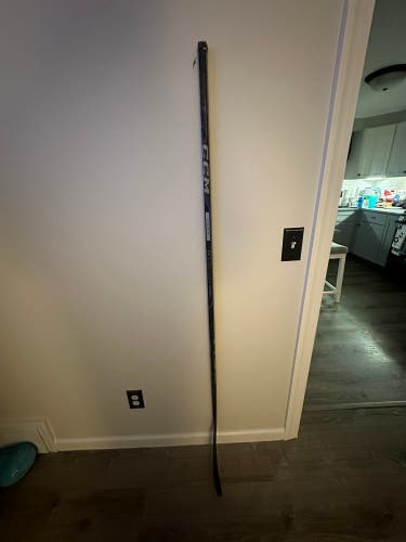 Senior CCM RibCor Trigger 9 Pro Right Handed Hockey Stick P28 (Used)