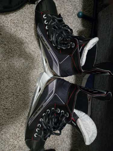 2015 Bauer Vapor X400 Hockey Skates Regular Width 8.5 (Used)