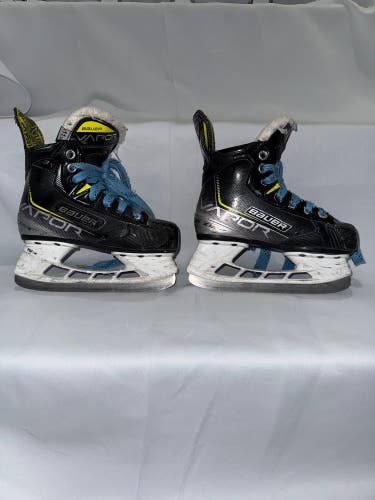 2021 Bauer Vapor 3X Hockey Skates 11.5 (Used)