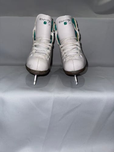 Riedell Figure Skates Junior 12 (Used)