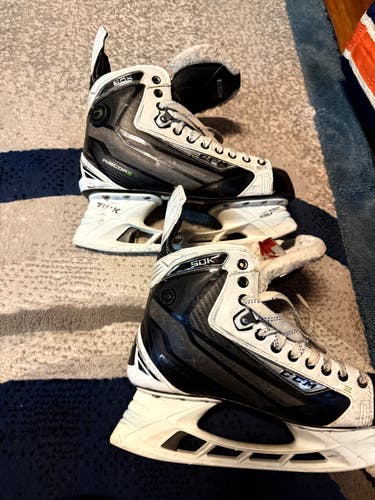 CCM 50 K white 2017 Hockey Skates Wide Width Pro Stock 9 (Used)
