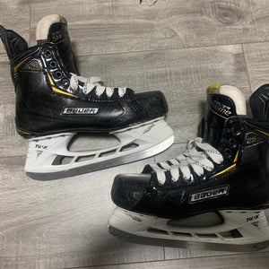 Bauer Supreme 2S Hockey Skates Regular Width Size 5.5 (Used)