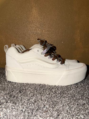 Vans Knu Stack Skate Shoe Sneakers Mens Size 6.5 Womens Size 8.0 Brand New No Box