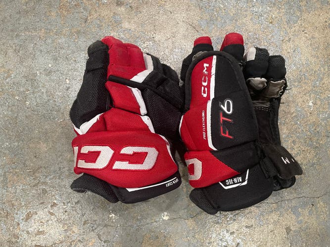 CCM JetSpeed FT6 Gloves 11" (Used)