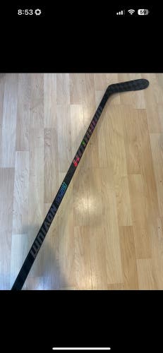 Senior Warrior Super Novium Right Handed Hockey Stick W28 (Used)