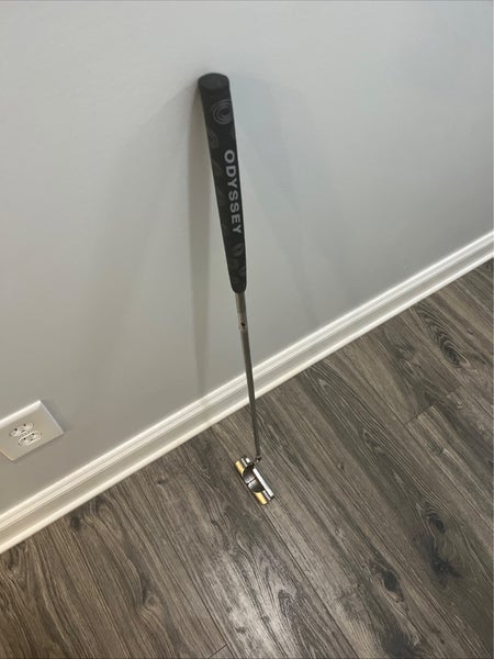 Men's Odyssey White Ice 4 Right Handed Putter 33.5" (Used)
