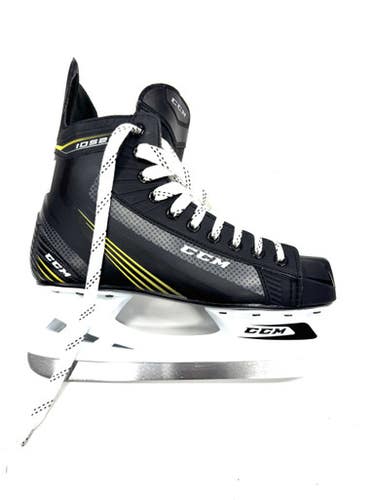 Used CCM TACKS 1052 Senior Hockey Skate Senior 9 11860-S000300362