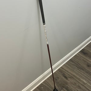 Men's Titleist 915 D2 Right Handed Driver Stiff Flex 9.5 Loft (Used)