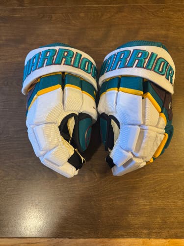 New Warrior VIP Pro Series II Gloves (retro Anaheim colors)