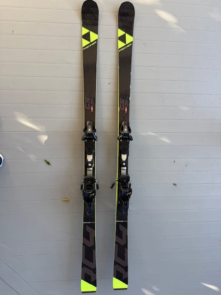 Unisex 2020 Racing 165 cm Fischer RC4 World Cup GS Skis With Bindings Max Din 11 (Used)