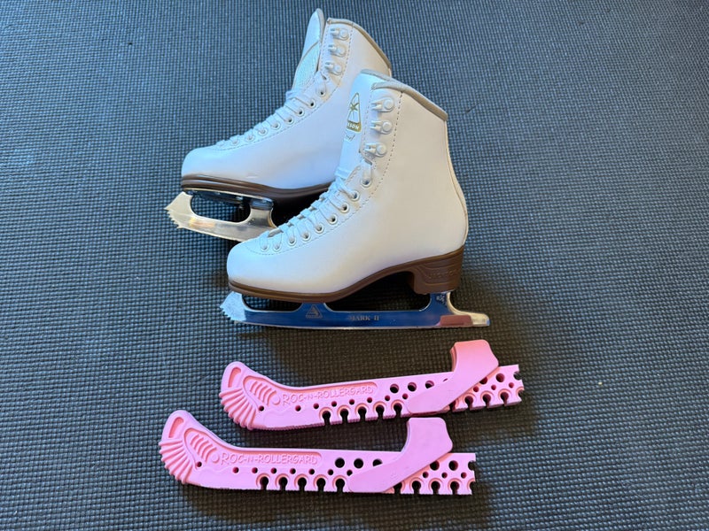 Jackson Excel Figure Skates, Size 2C (gently used)