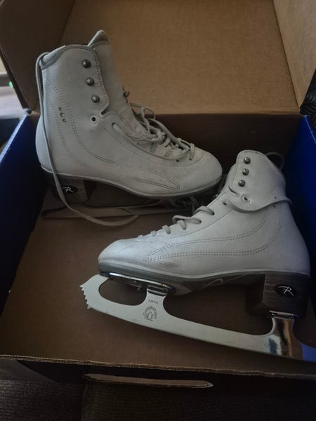 Riedell Vega Figure Skates